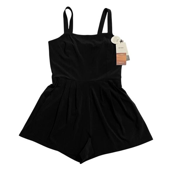 Vuori Villa Cami Romper in Black Size S NEW - Picture 6 of 9